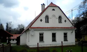 Dům čp. 27 (Lomnice)