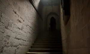 Příběh: Dům U Tří lvů
