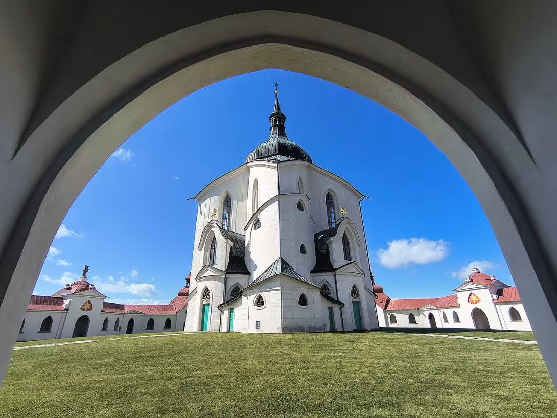 Dnešní pohled – Poutní kostel svatého Jana Nepomuckého na Zelené hoře