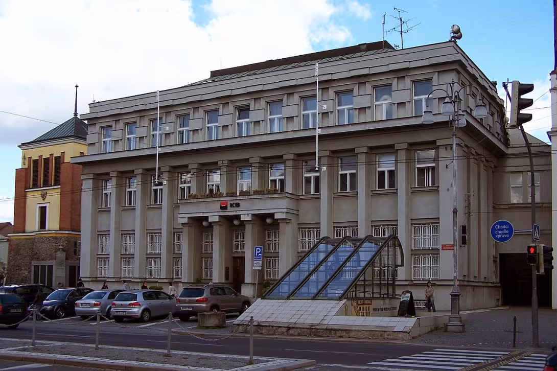 Dnešní pohled – Anglobanka