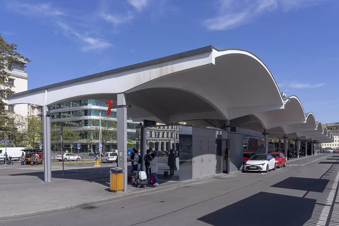 Dnešní pohled – Autobusové nádraží Grand