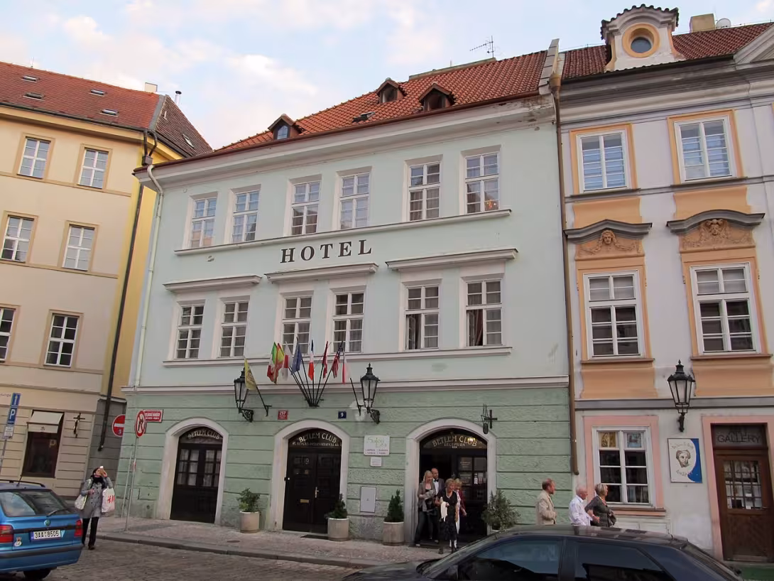 Dnešní pohled – Betlémské náměstí 9