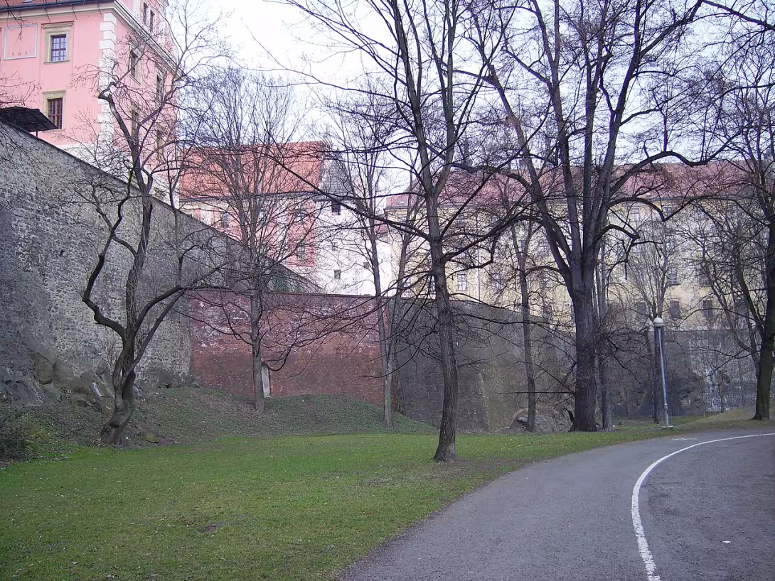 Dnešní pohled – Bezručovy sady
