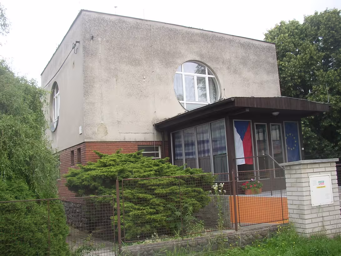 Dnešní pohled – Bývalá synagoga Velvary