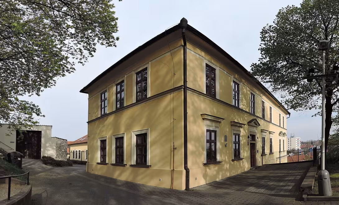 Dnešní pohled – Bývalá škola