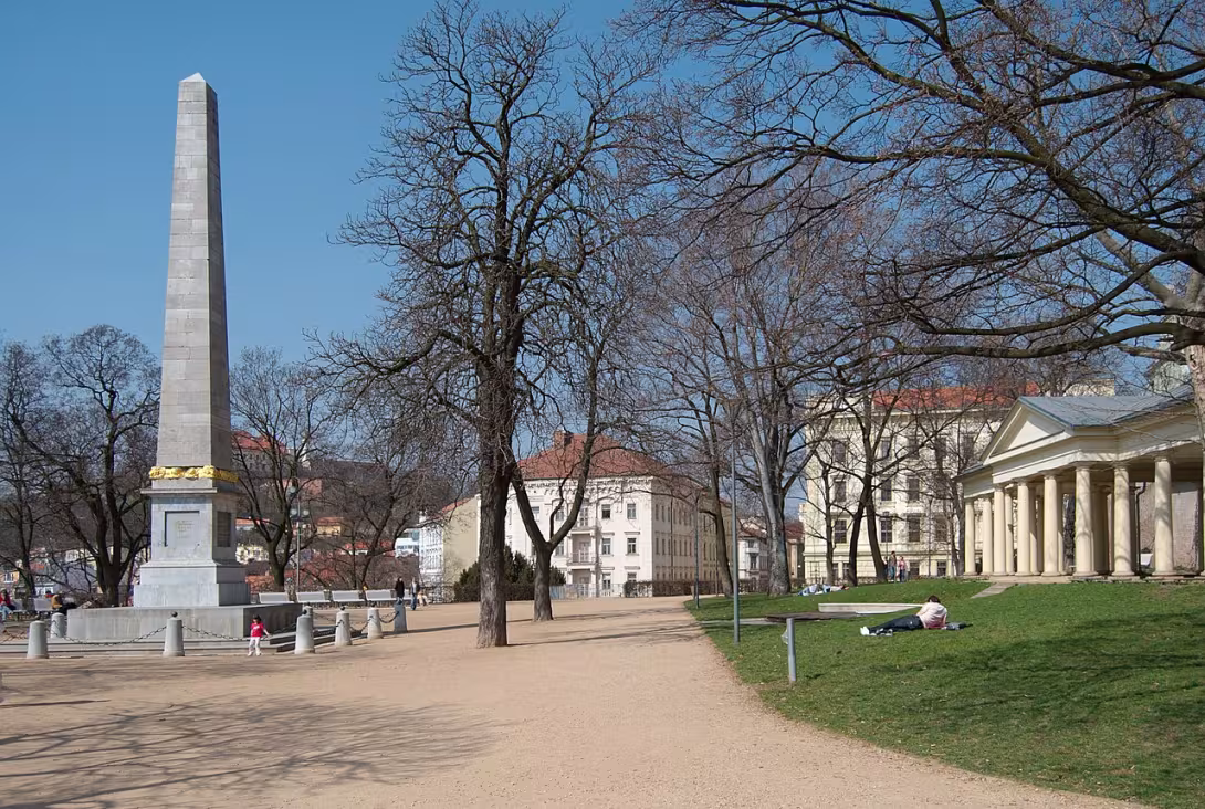 Dnešní pohled – Denisovy sady