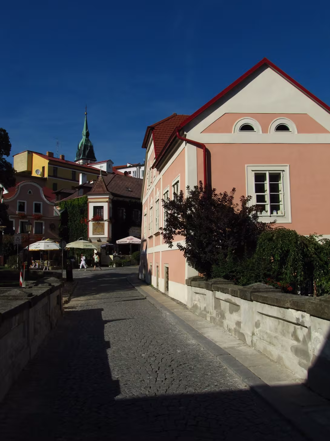 Dnešní pohled – Dobrovského 183