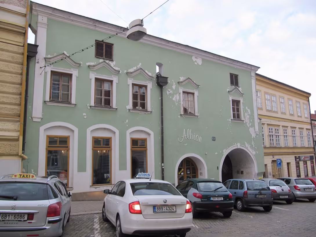 Dnešní pohled – Dolní Česká 11
