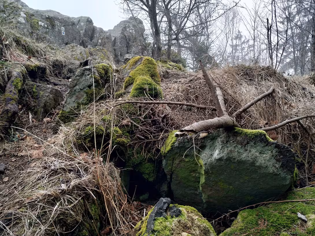 Dnešní pohled – Hrad na Stožecké skále