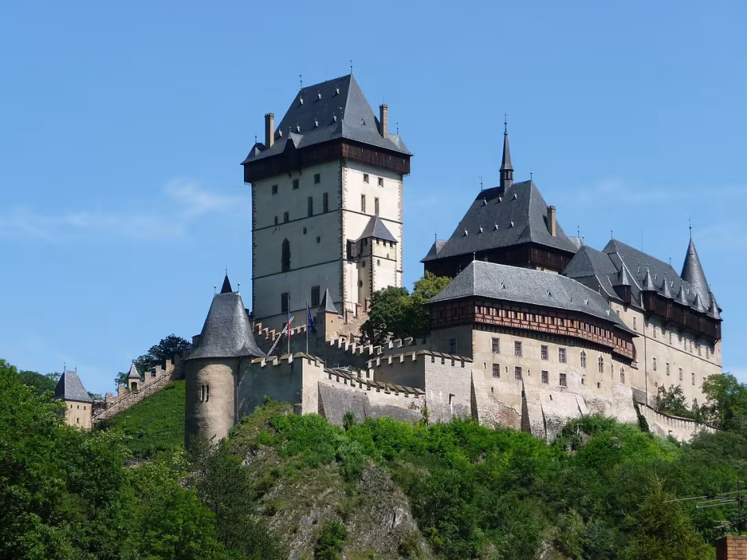 Dnešní pohled – Karlštejn