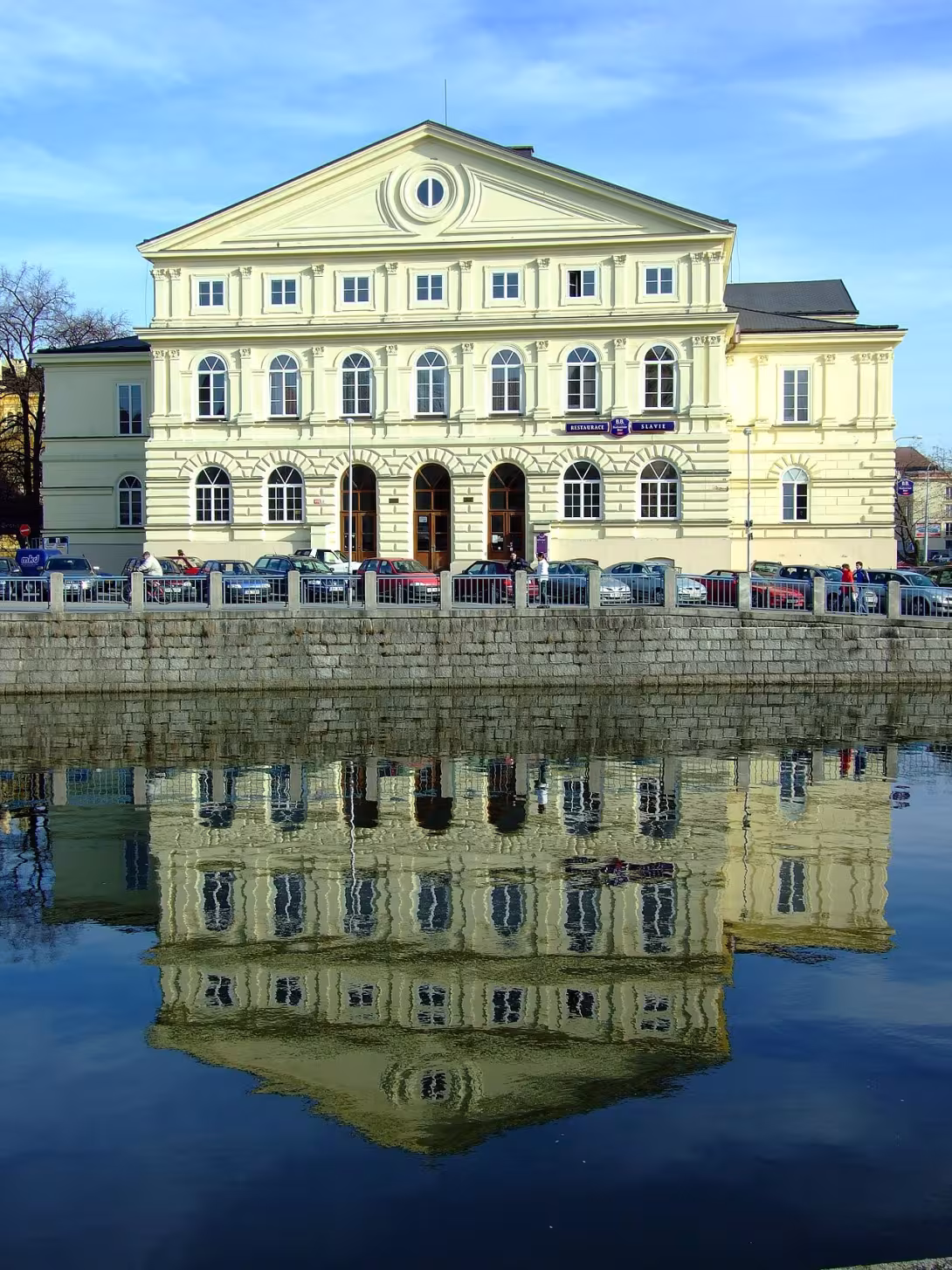 Heutige Ansicht – Kulturní dům Slávie