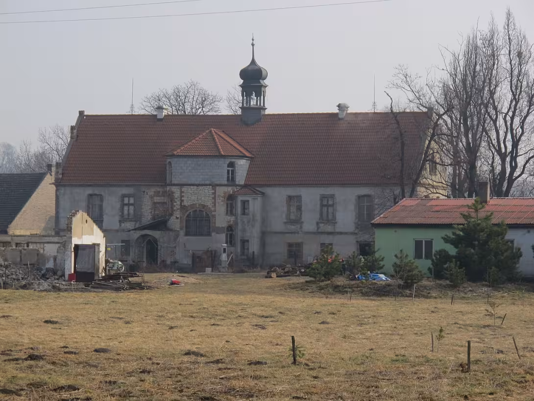 Dnešní pohled – Mradice