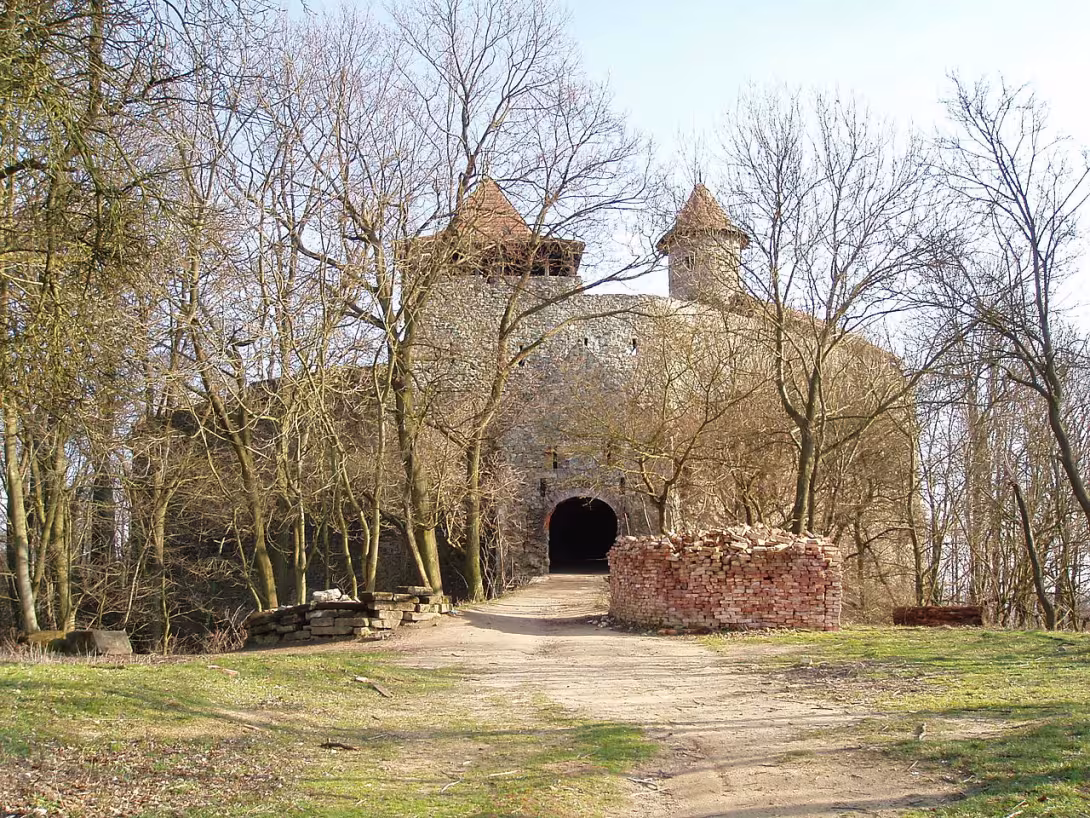 Dnešní pohled – Nový hrad (Olomučany)