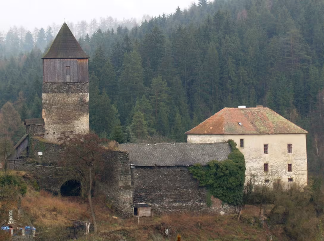 Dnešní pohled – Pirkštejn