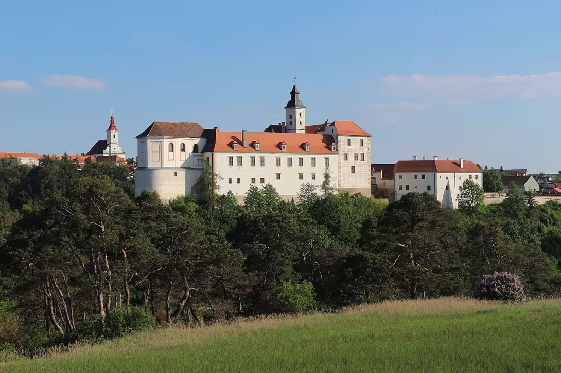 Dnešní pohled – Starý zámek Jevišovice
