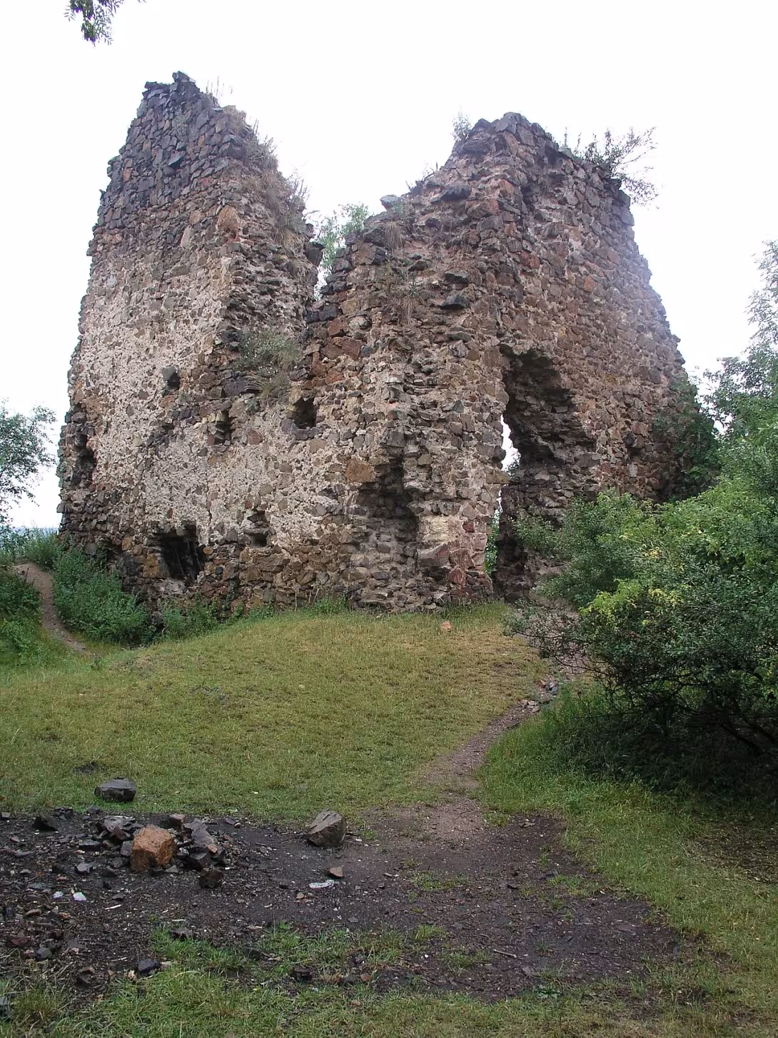 Dnešní pohled – Týřov