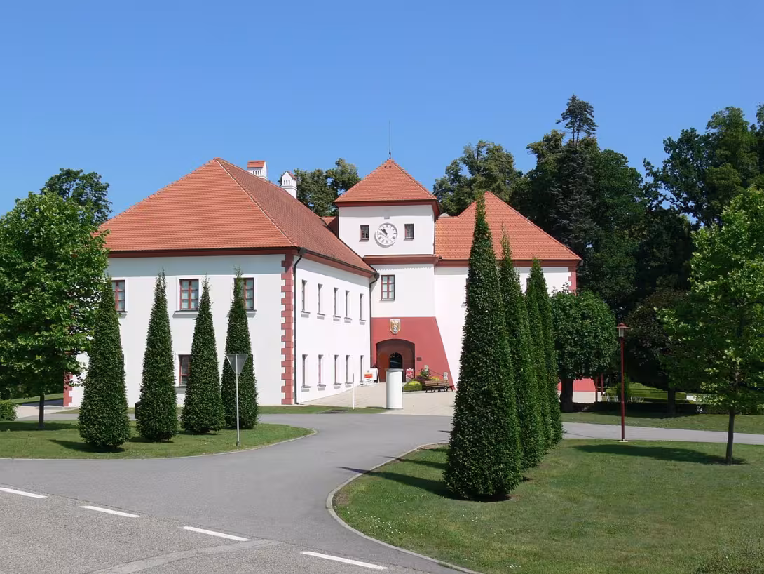 Dnešní pohled – Vysoký hrádek