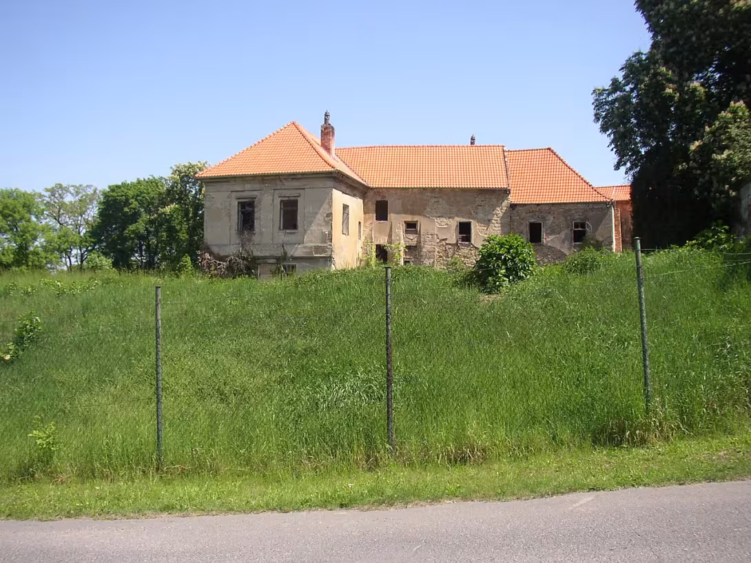 Dnešní pohled – Zvoleněves
