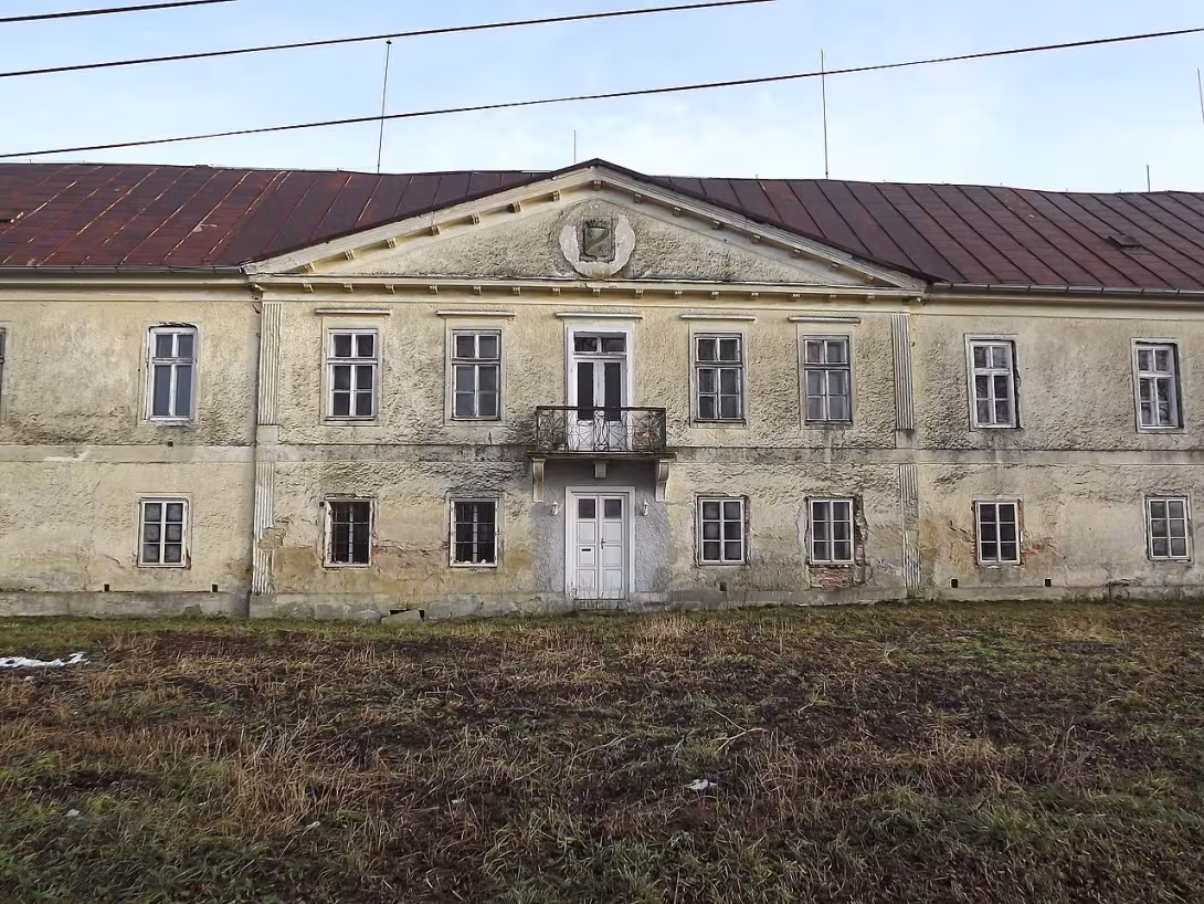 Dnešní pohled – Zámek Dobrohoř
