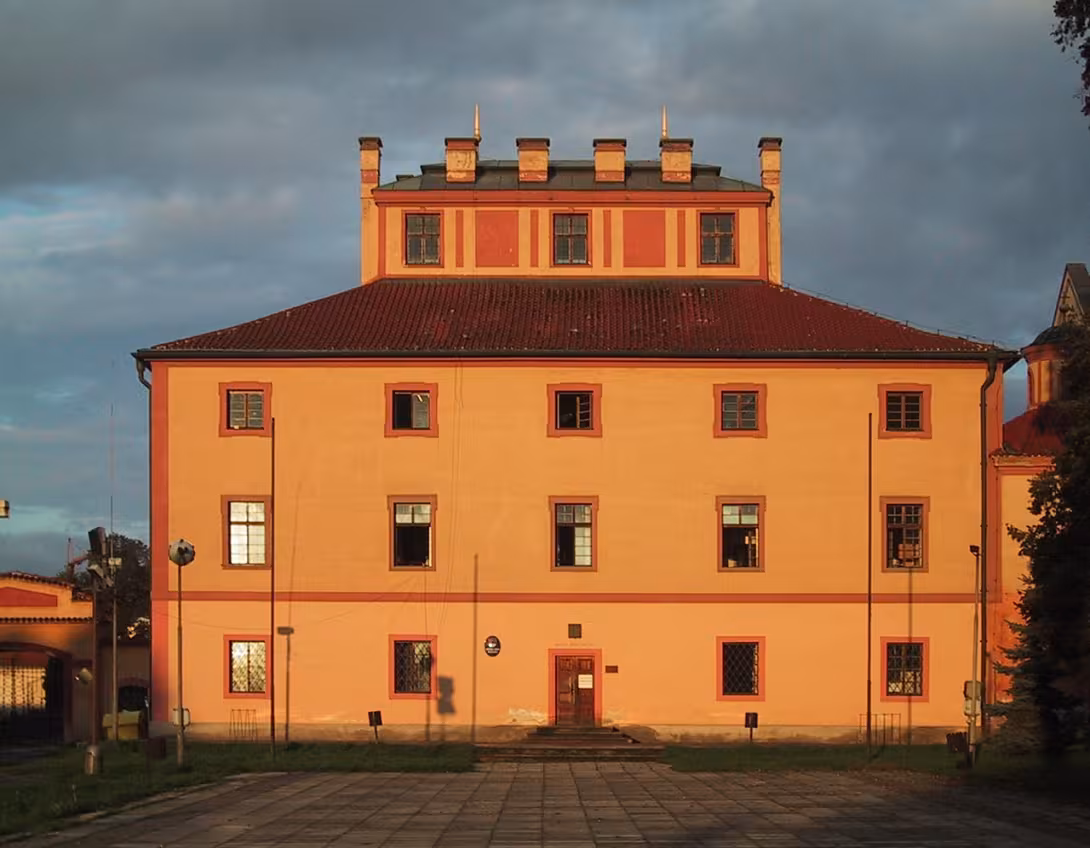 Today's view – Zámek Hostivice