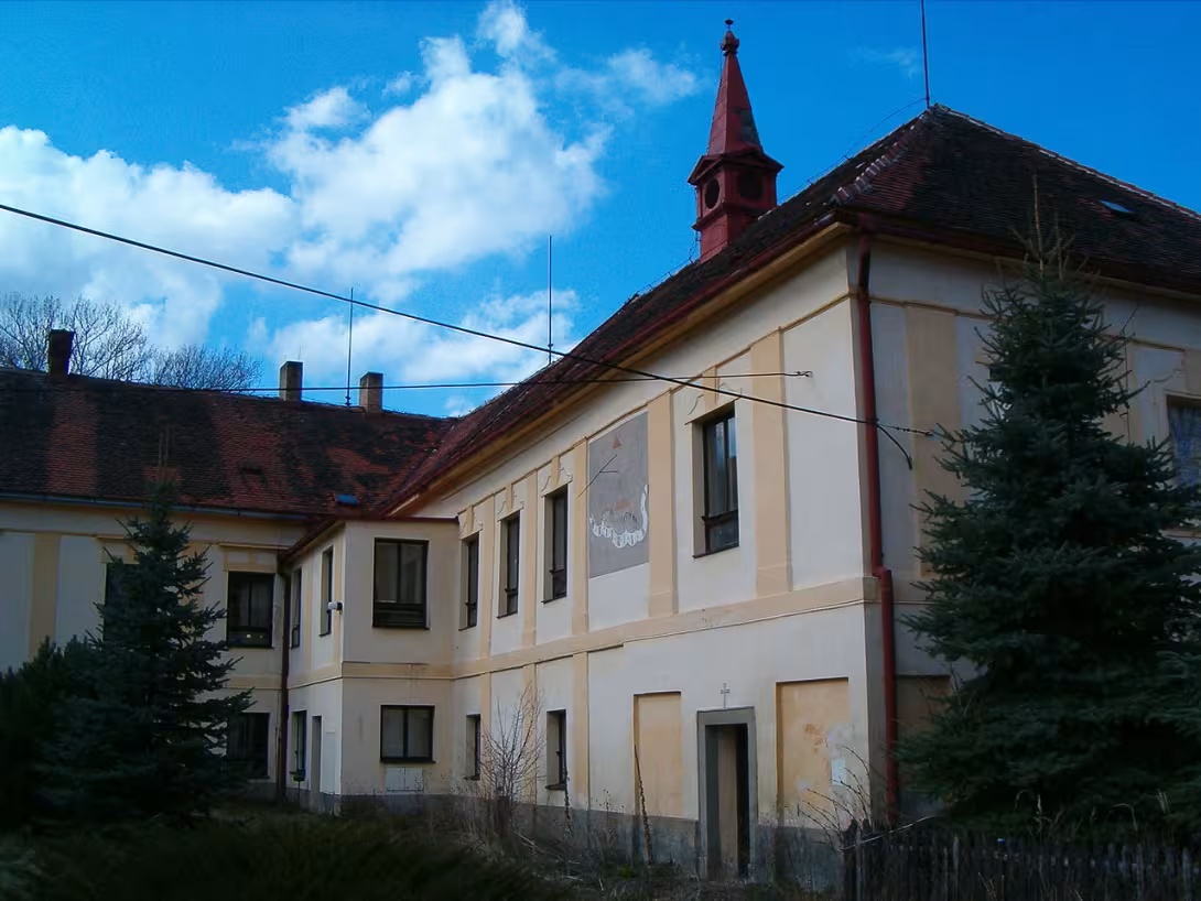 Dnešní pohled – Zámek Lažany