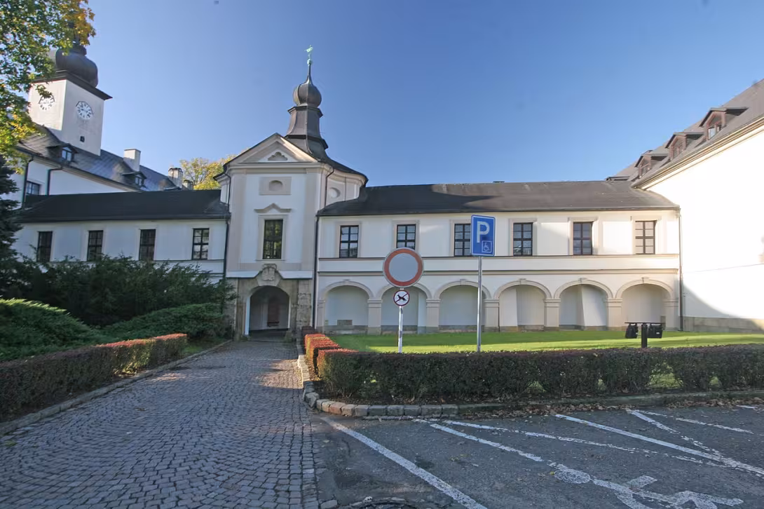 Dzisiejszy widok – Zámek Letohrad
