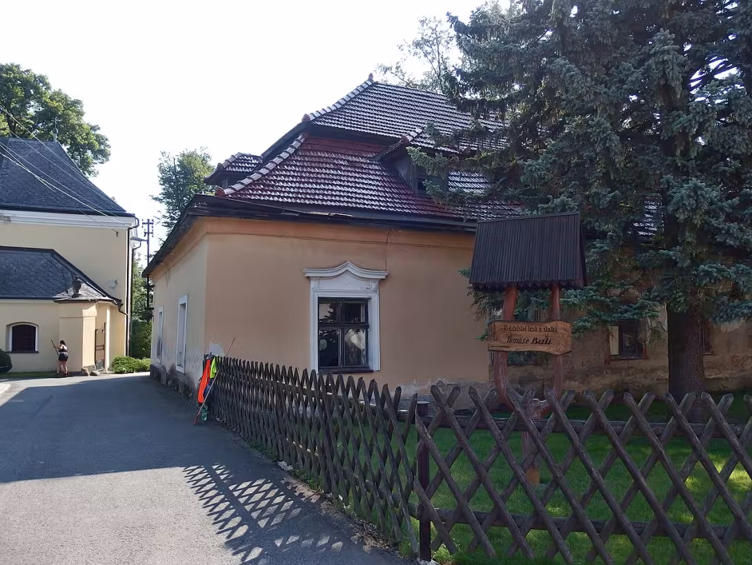 Dnešní pohled – Zámek Loučka