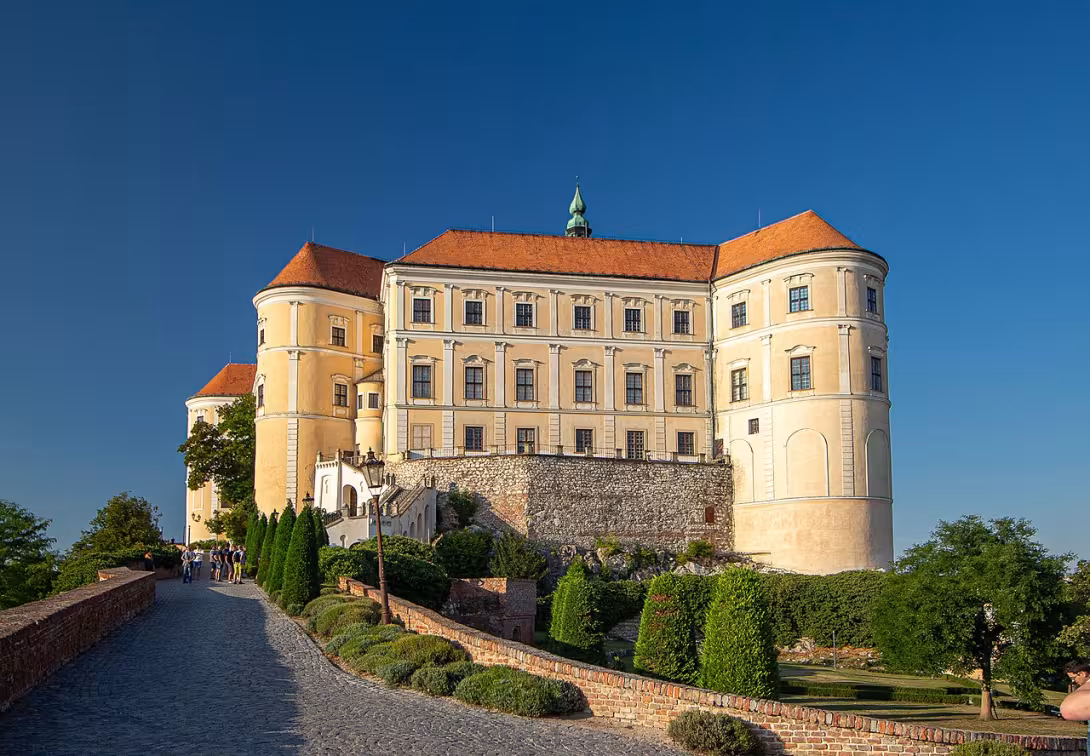 Dnešní pohled – Zámek Mikulov