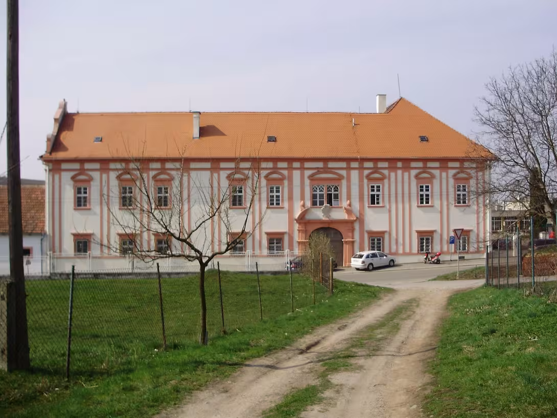 Today's view – Zámek Nové Hvězdlice