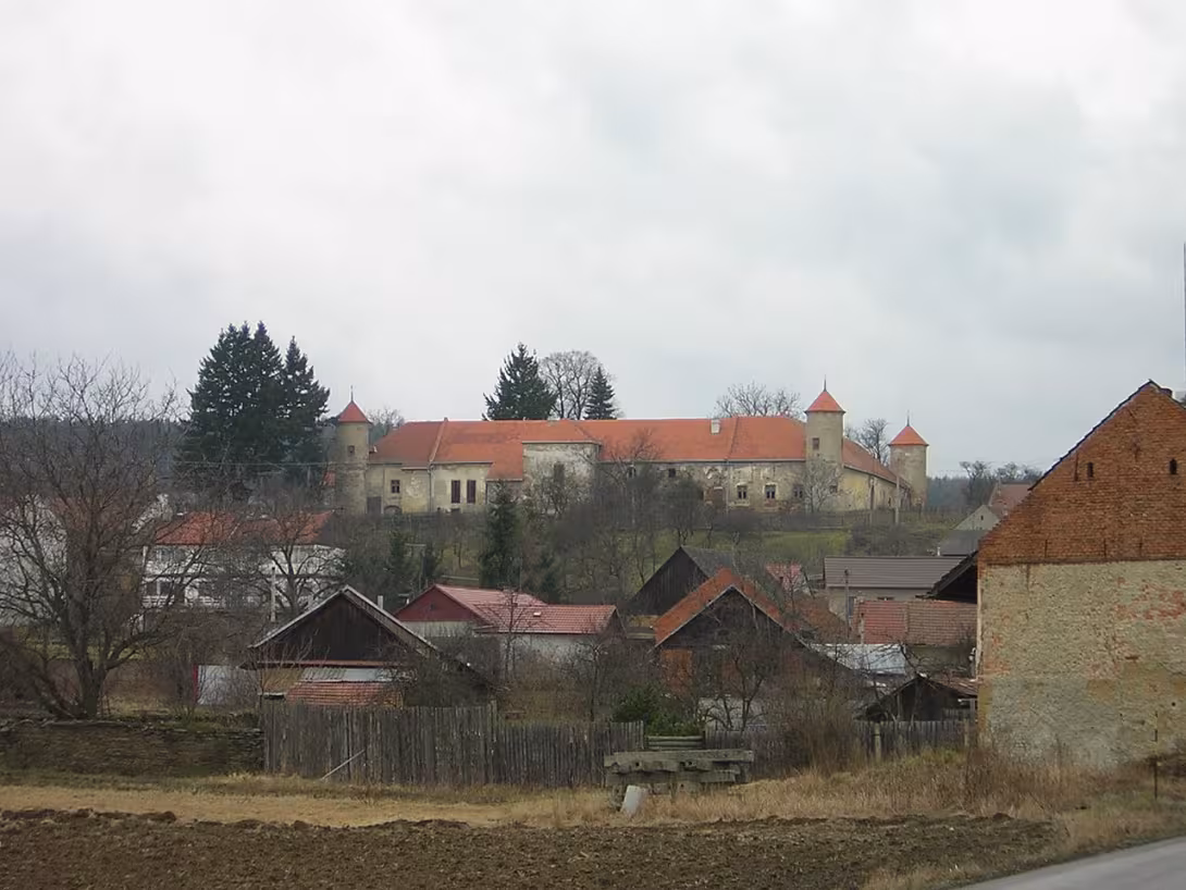 Today's view – Zámek Ptení