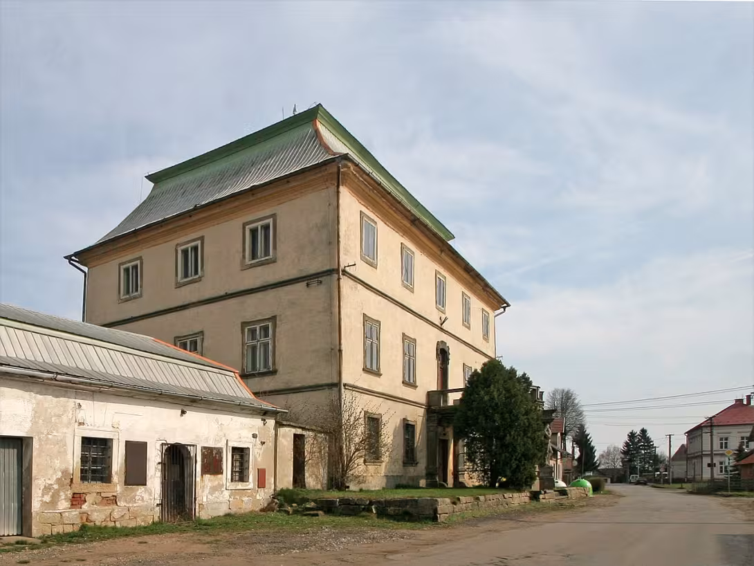 Dnešní pohled – Zámek Volanice