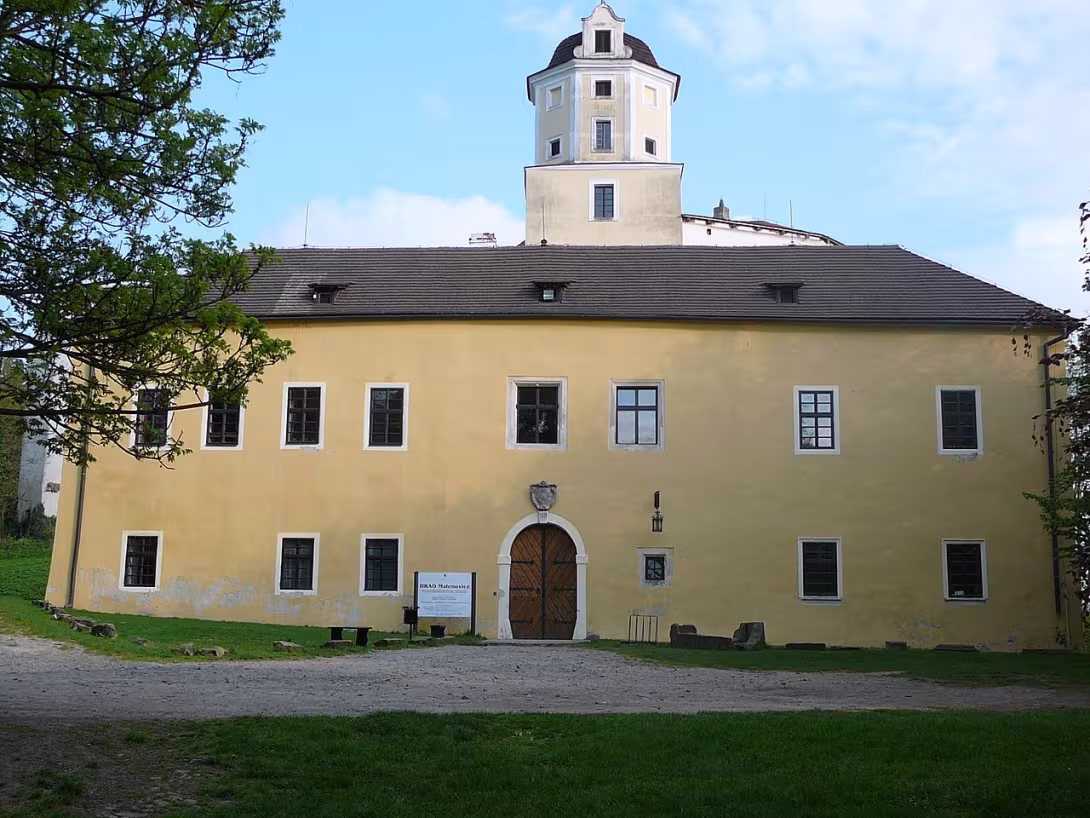 Dnešní pohled – hrad Malenovice