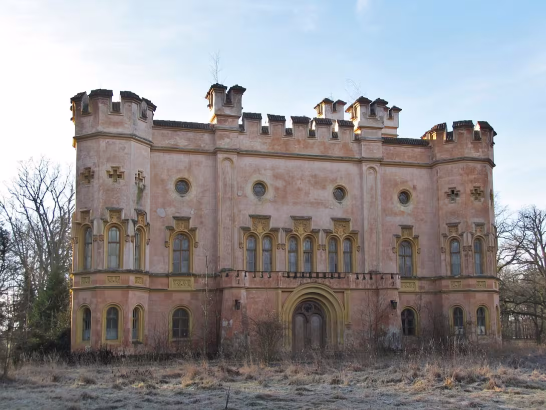 Dnešní pohled – zámek Bezděkov