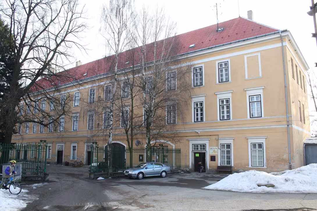 Heutige Ansicht – zámek Lesonice