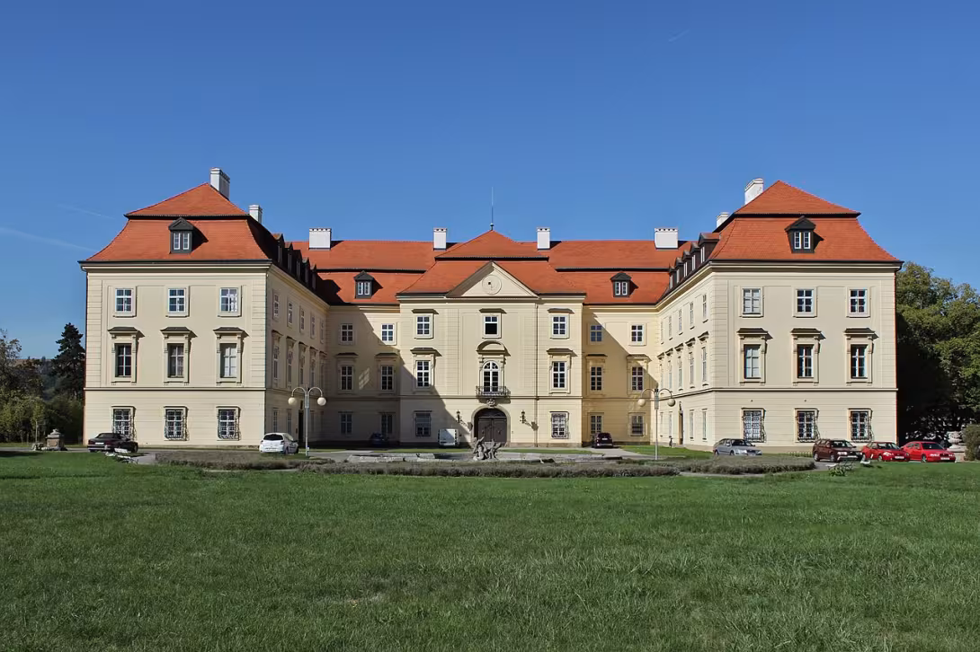 Dnešní pohled – zámek Napajedla