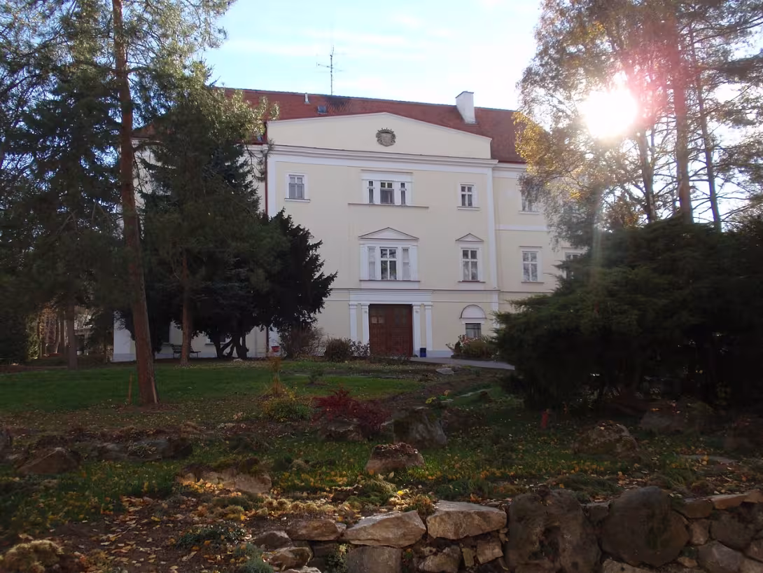 Dnešný pohľad – zámek Plaveč