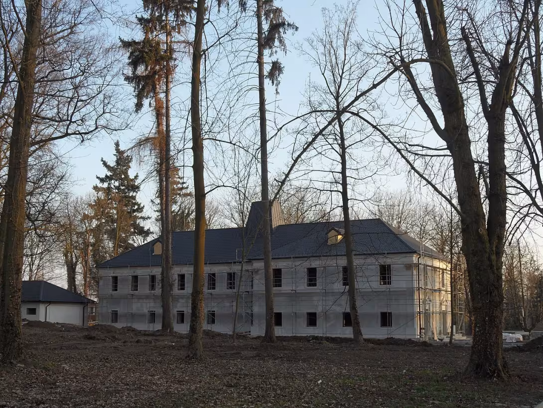 Dnešní pohled – zámek Polní Voděrady