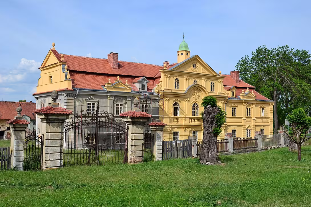 Dnešní pohled – zámek Poláky