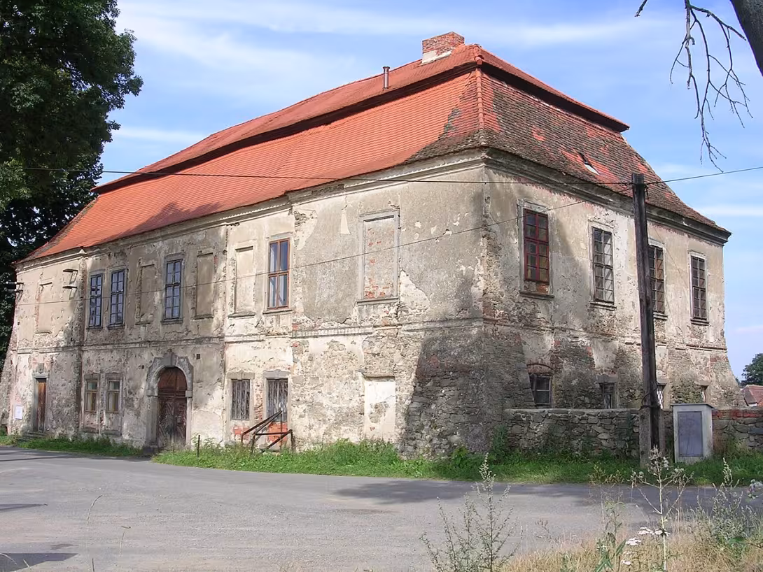 Dnešní pohled – zámek Příčovy
