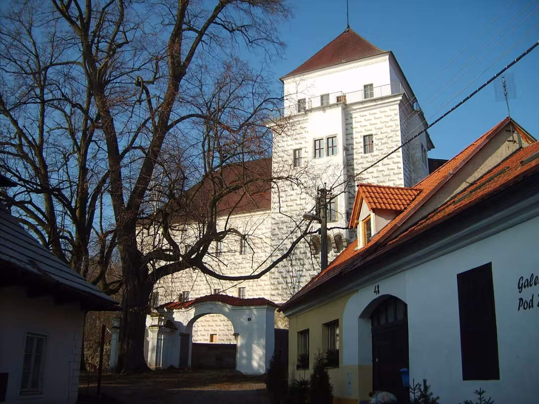 Dnešní pohled – zámek Rožmitál pod Třemšínem
