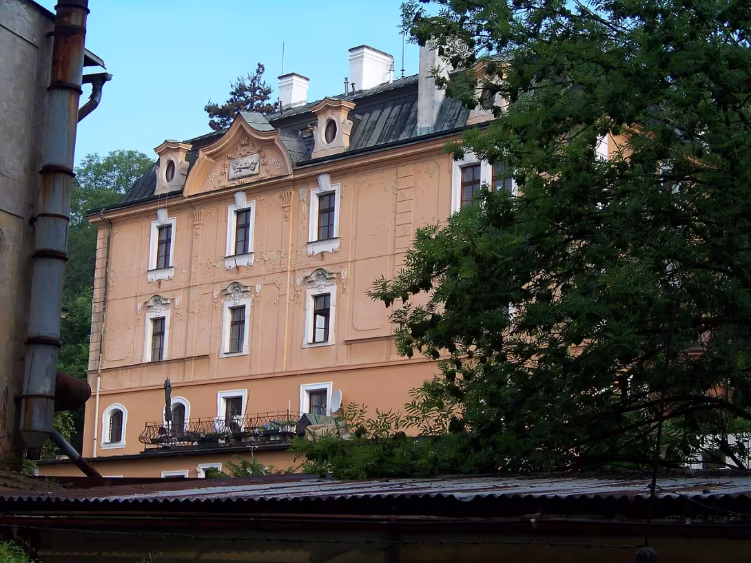Dnešní pohled – zámek Slovanka