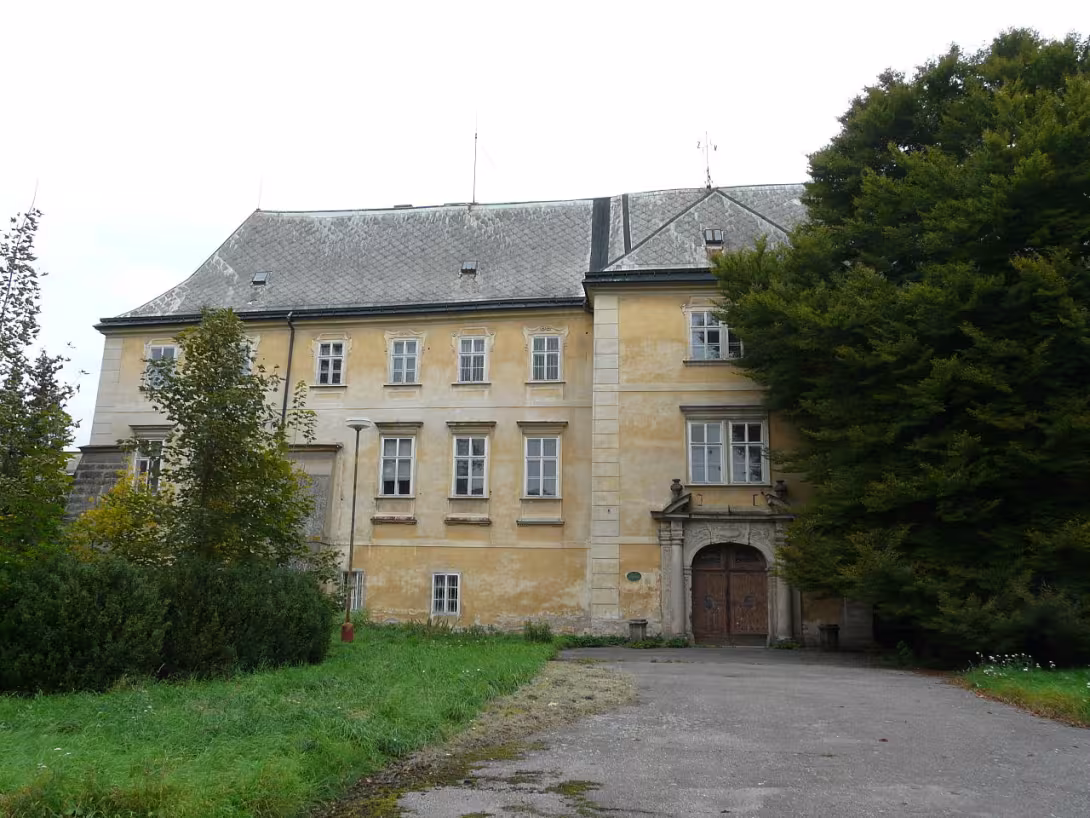 Dnešní pohled – zámek Smiřice
