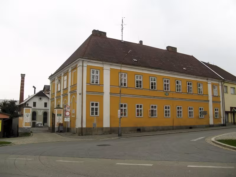 Dnešní pohled – zámek Studená