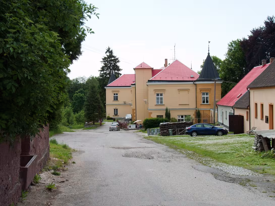 Dnešní pohled – zámek Tučapy