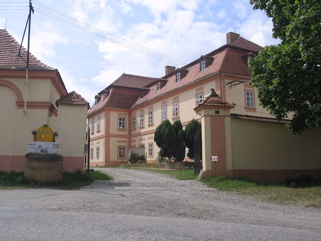 Dnešní pohled – Újezd nade Mží