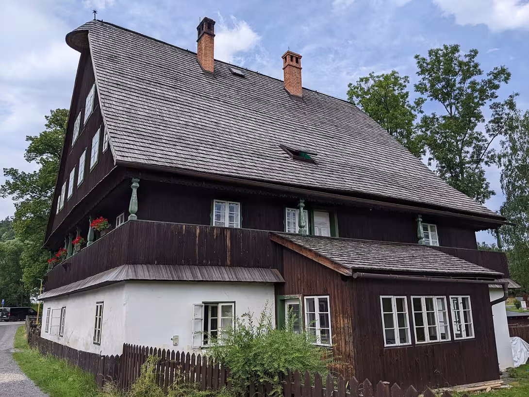 Dnešní pohled – Kosárna