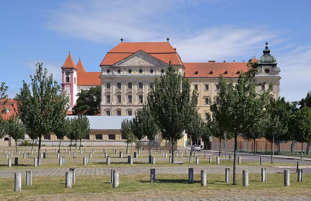 Dnešní pohled – Loucký klášter