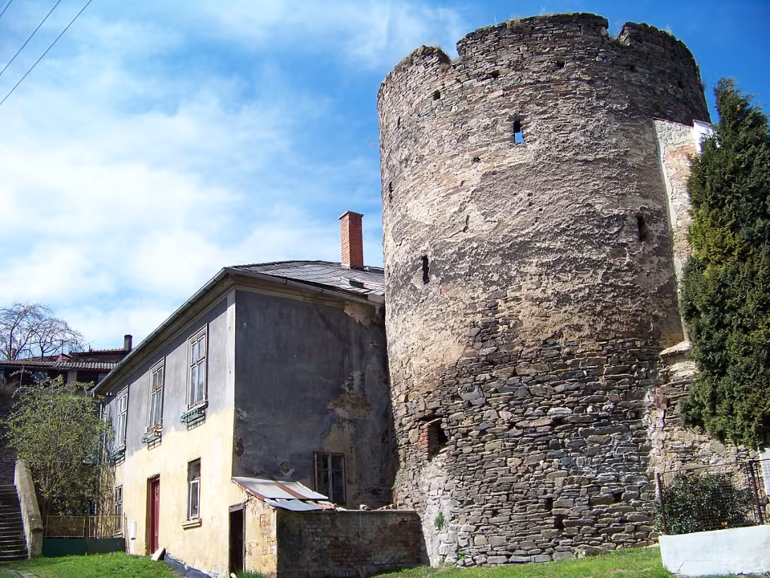 Dnešní pohled – Městské opevnění v Kouřimi
