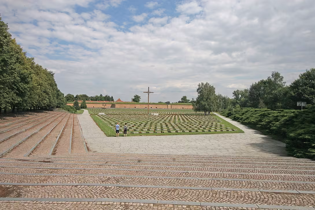 Dnešní pohled – Národní hřbitov Terezín