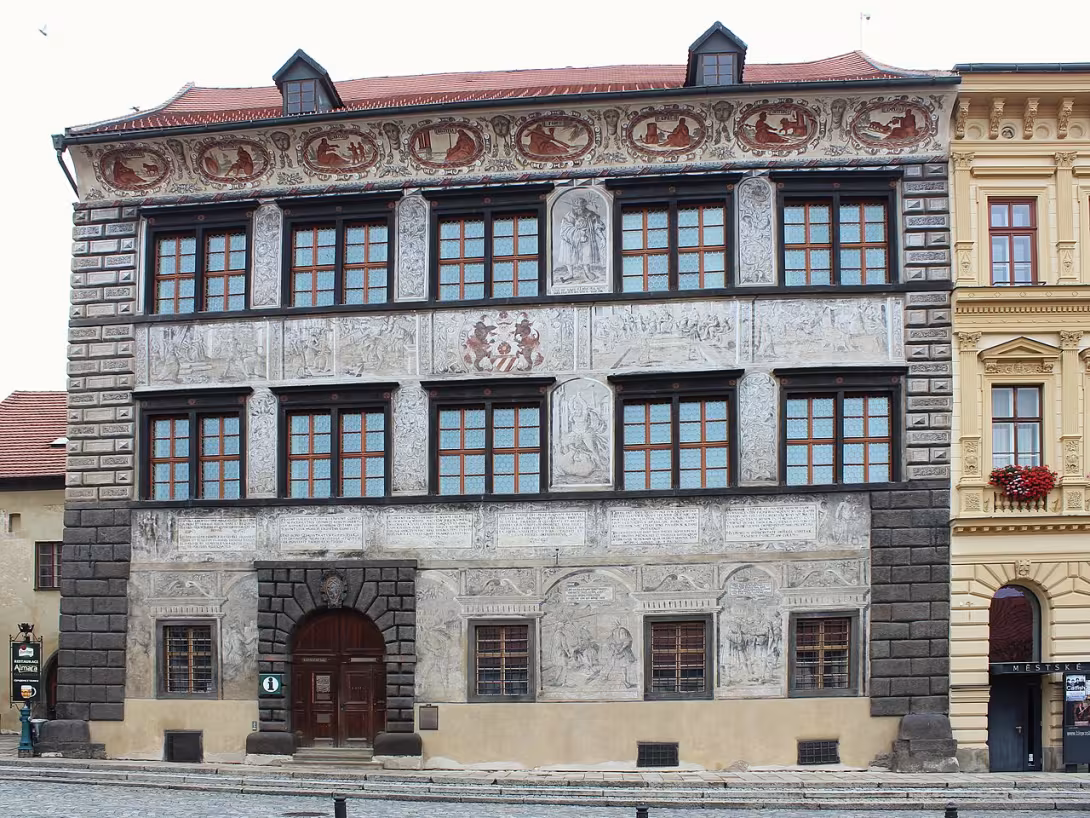 Dzisiejszy widok – Stará radnice v Prachaticích
